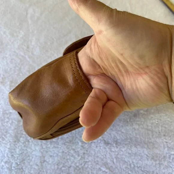 Vintage Fossil Genuine Leather Brown Cross Body Bag - Picture 8 of 14